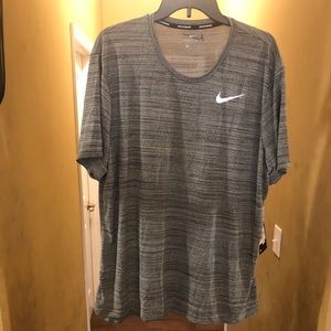 Nike tshirt